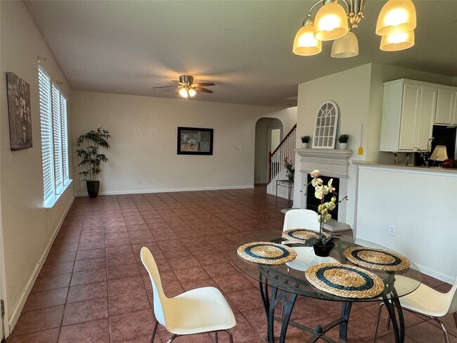 Building Photo - 8138 Wooded Terrace Ln