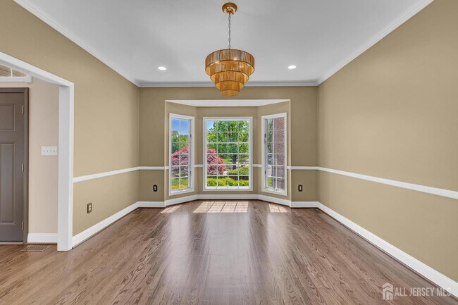 Building Photo - 4 Stults Dr