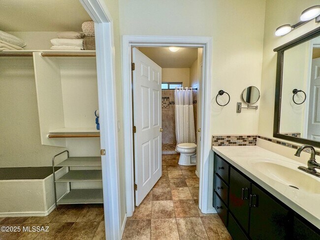 Building Photo - 655 W Vistoso Highlands Dr