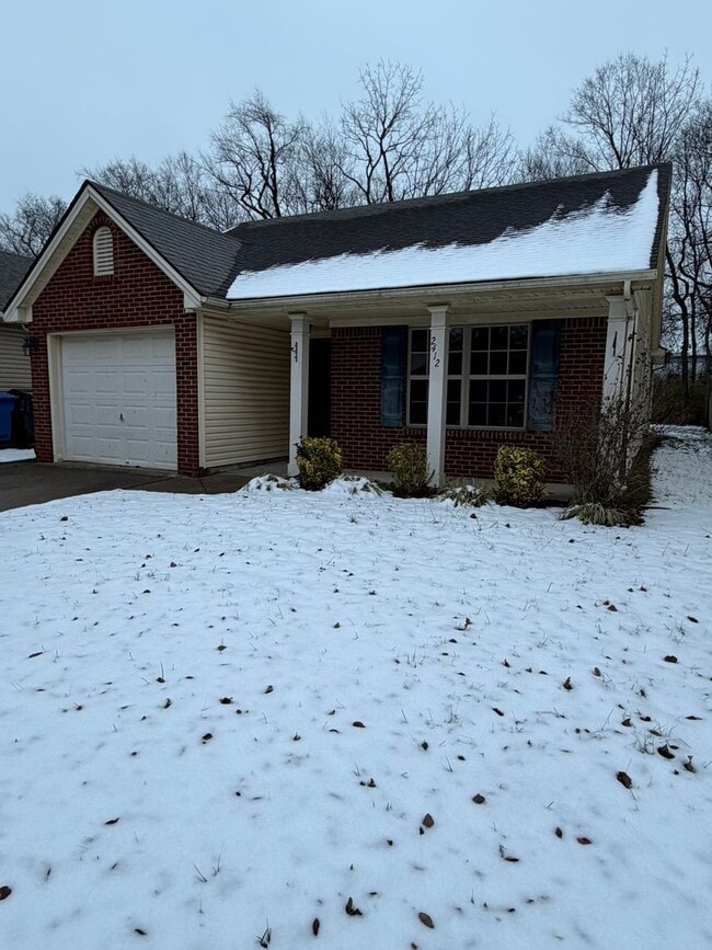 Building Photo - 3 Bedroom Available Now!