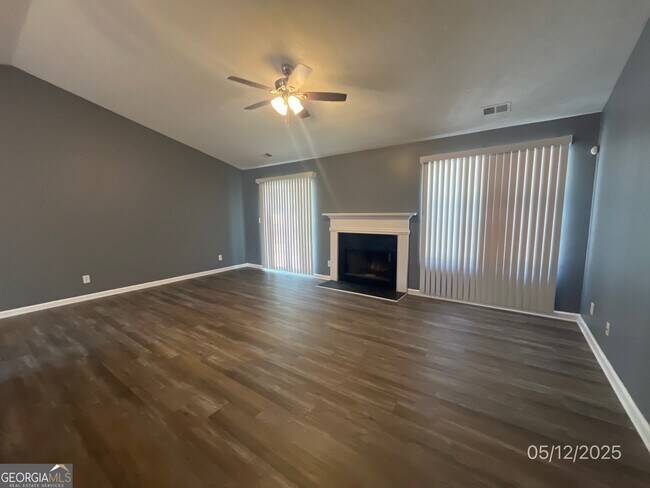 Building Photo - 6317 Amberly Rd