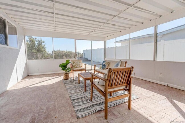 Building Photo - Charming Remodeled Home in Clairemont!