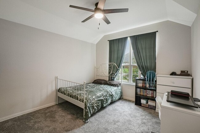 Building Photo - 2603 Wallingford Dr