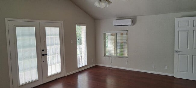Building Photo - 2200 Downing Ln