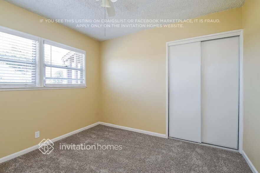 Building Photo - 4703 W 169th St