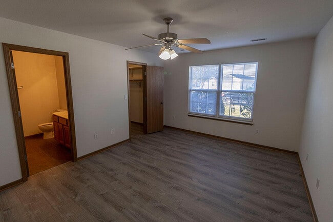 Building Photo - 1602 Typhoon Dr