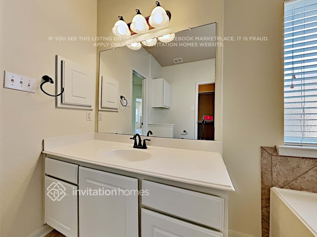 Building Photo - 17110 Tallgrass Prairie Ln