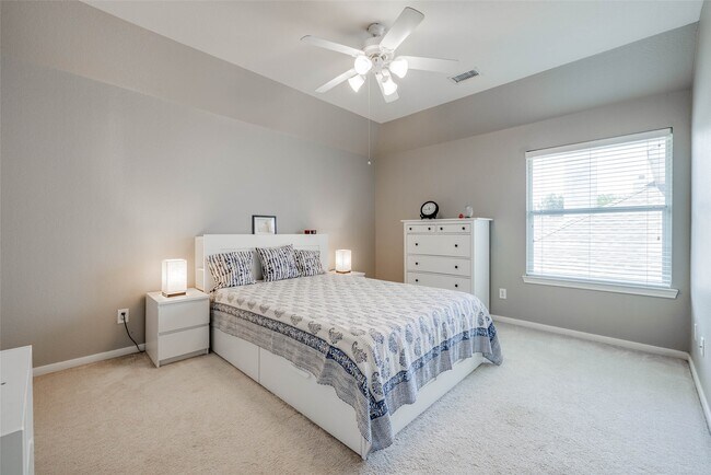 Building Photo - 5722 Ballina Canyon Ln