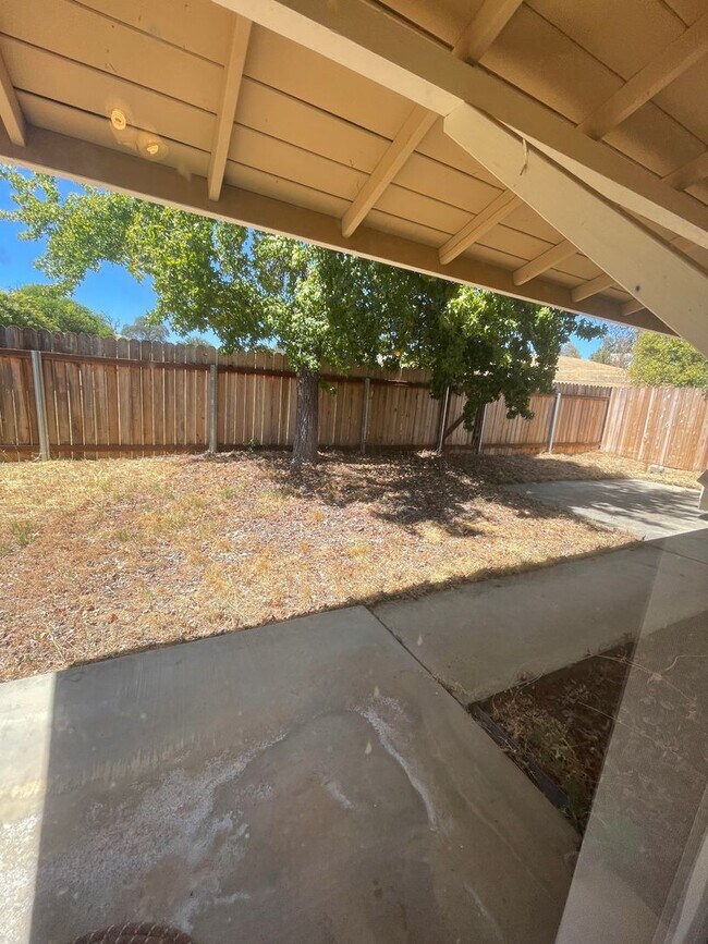 Building Photo - 2 bedroom 2 bathroom Heritage Ranch Home Available 9/1/26 **Do Not Disturb Tenants**