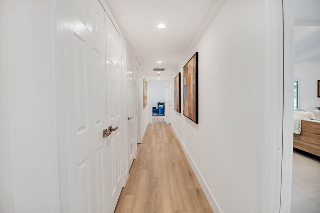 BEDROOM HALLWAY - 16047 Meadowcrest Rd