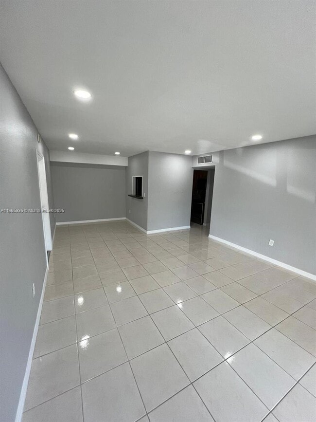 Building Photo - 7953 SW 104th St