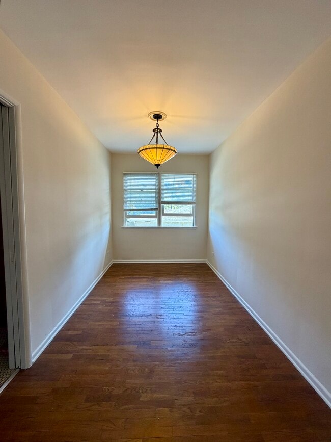 Building Photo - 4222 Russell Ave