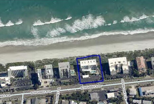Building Photo - 1555 N Hwy A1A
