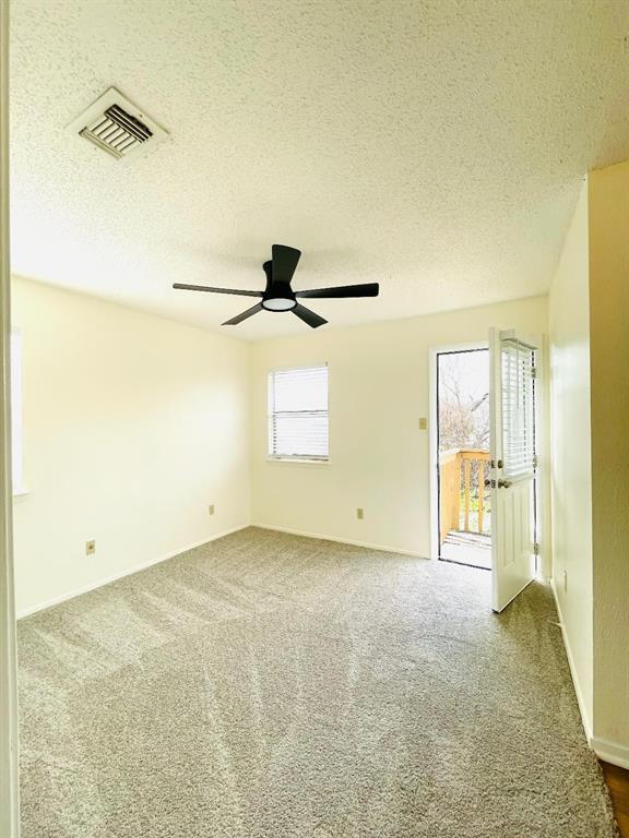 Building Photo - 5608 Cougar Dr