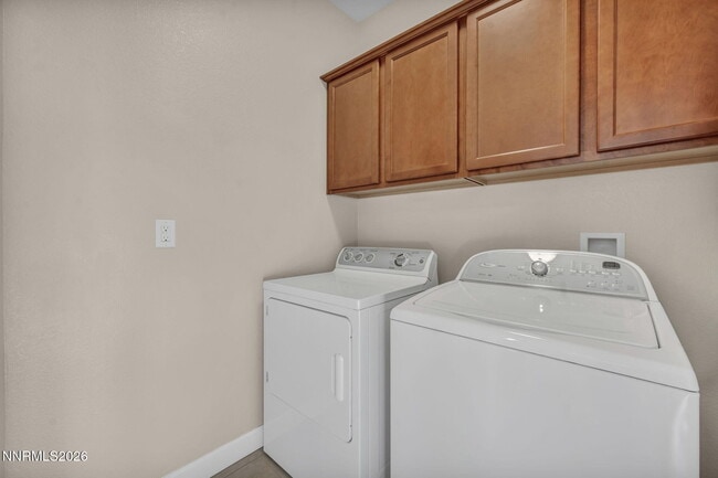 Building Photo - 58 Caliente St