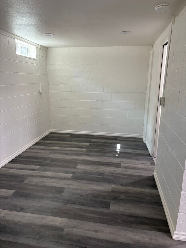 Building Photo - Charming 1 BR 1BA studio for rent.