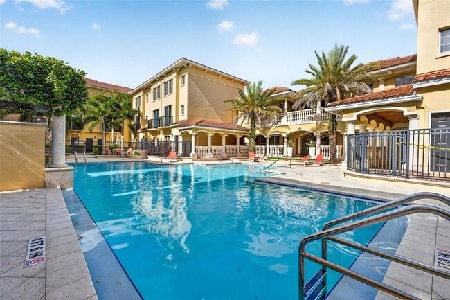 Building Photo - 105 S Bradford Bch Ct