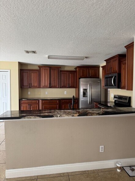 Building Photo - 15206 Perdido Dr