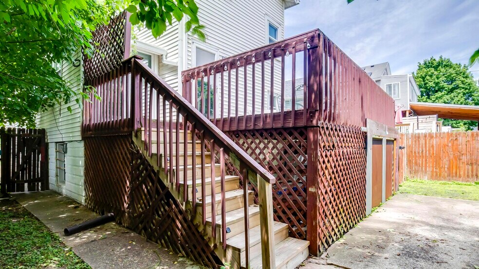 Building Photo - 2229 S Shelby St