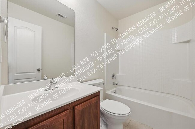 Building Photo - 1403 Grand Canyon Ct