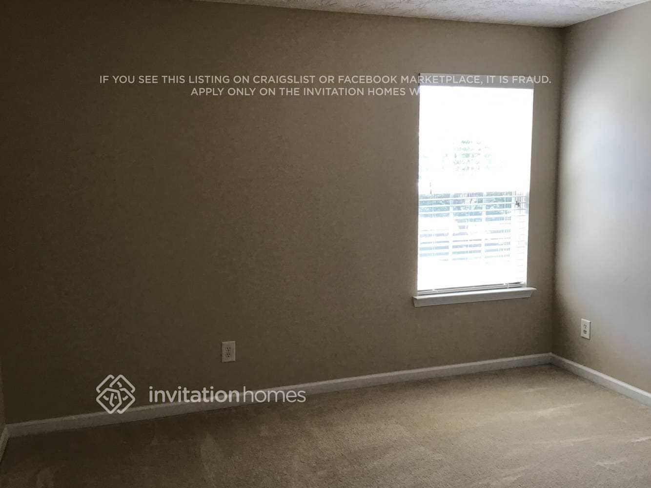 Building Photo - 1014 Lear Dr