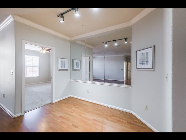 Building Photo - 1711 Old Spanish Trl