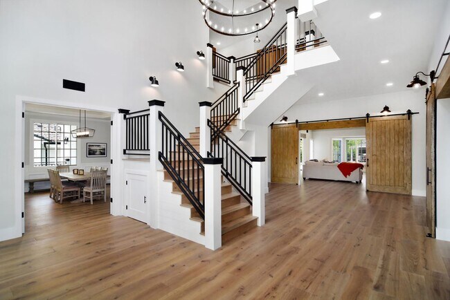 Building Photo - 28845 Countryside Dr
