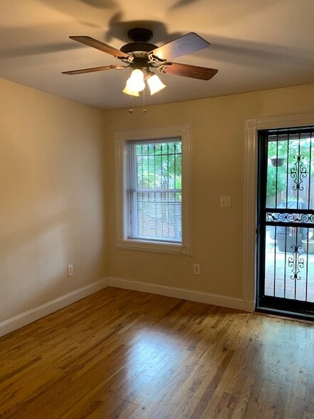 Bedroom 1 - 288 Monmouth St