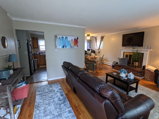 Building Photo - 73 Emerald Rd