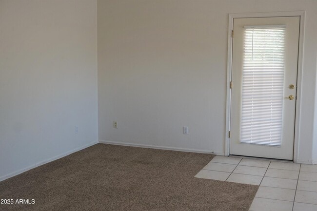 Building Photo - 1517 Skyline Ave