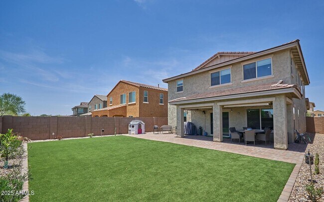 Building Photo - 2415 E Runaway Bay Pl