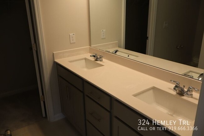 Building Photo - 324 Hemley Trl