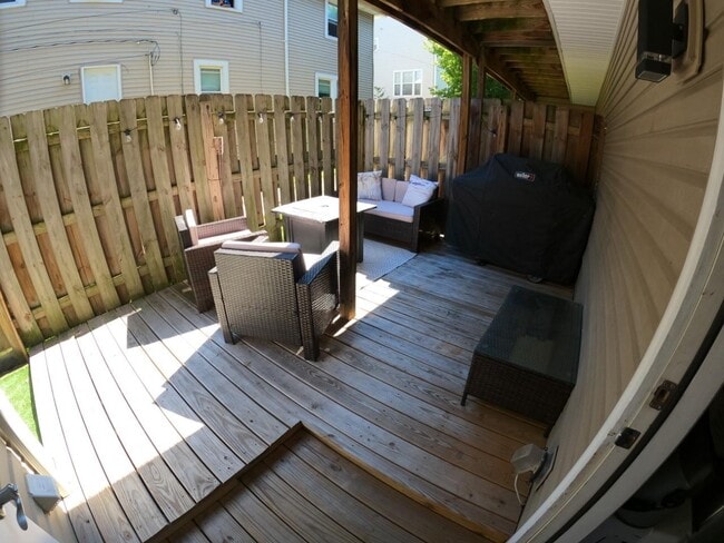Building Photo - 5409 Saint Stephens Ct