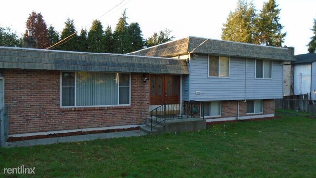 Building Photo - 3 br, 2.5 bath House - 19120 48th Ave W