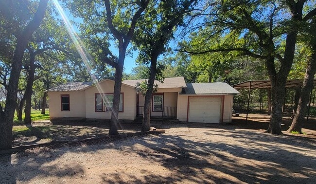 Building Photo - 108 E State Hwy 114