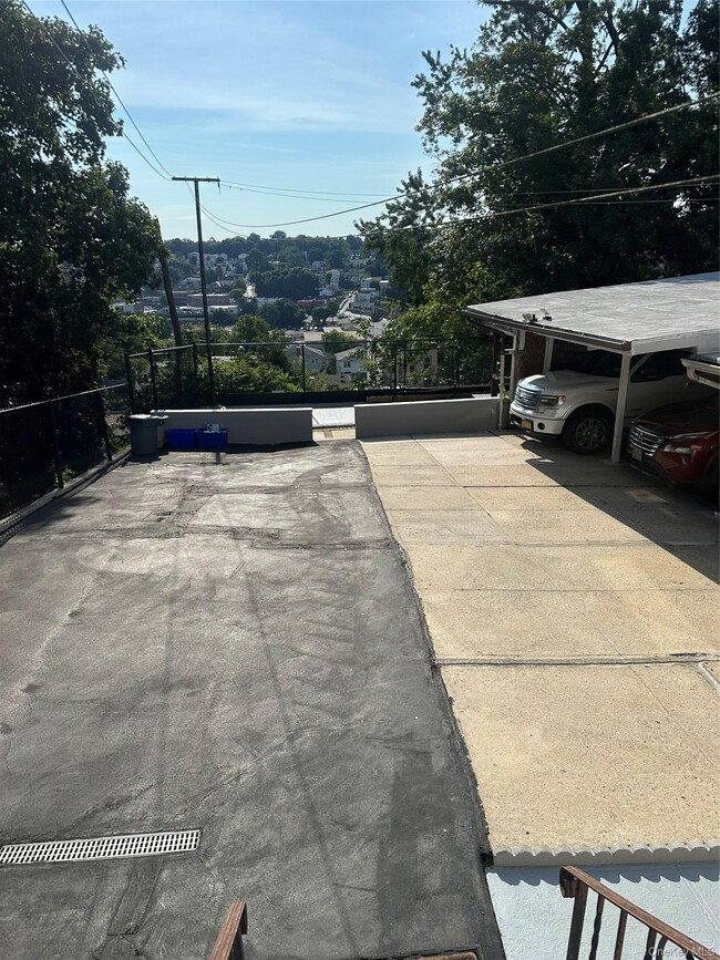 Building Photo - 242 Sommerville Pl