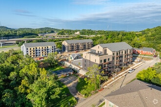 Building Photo - Nest at Ellington