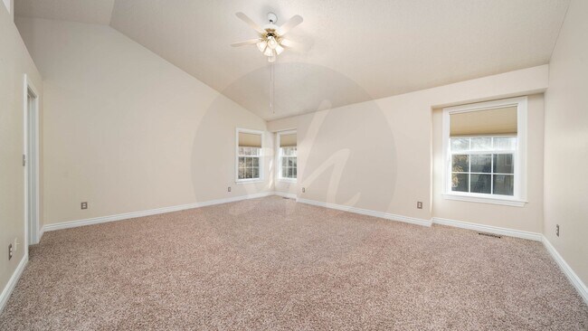 Building Photo - Westside 5 Bedroom Home Nestled Near Ute V...