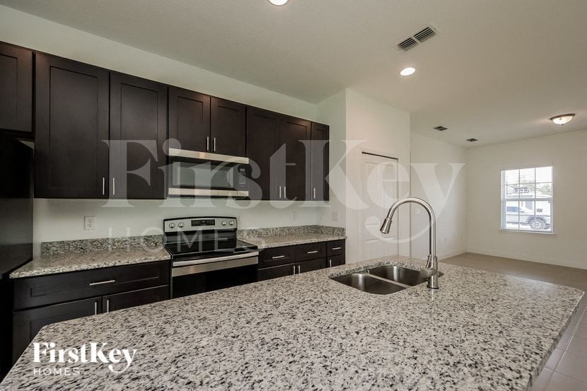 Building Photo - 318 W Aster Ct