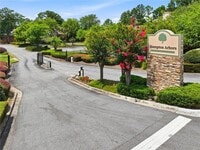 Building Photo - 117 Brittany Ct
