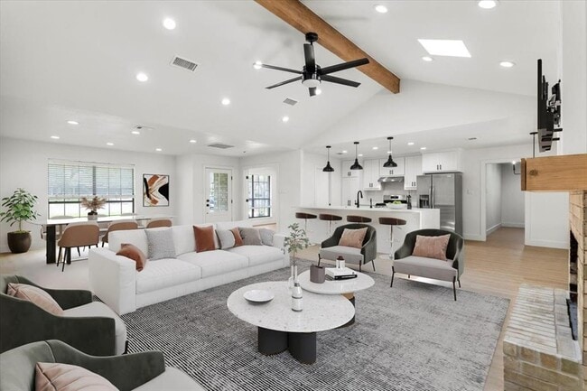 Building Photo - 7405 Attar Cove