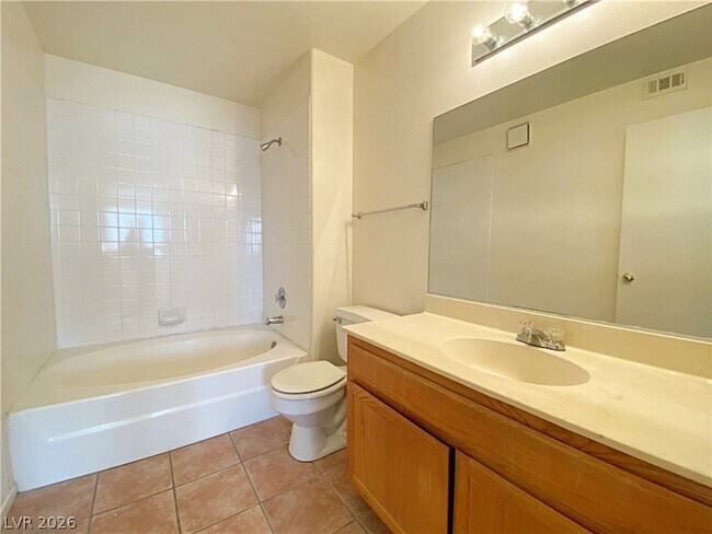 Building Photo - 3450 Erva St