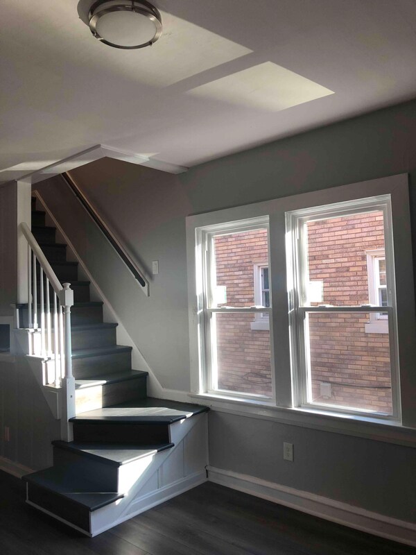 Building Photo - 321 Glendora Ave
