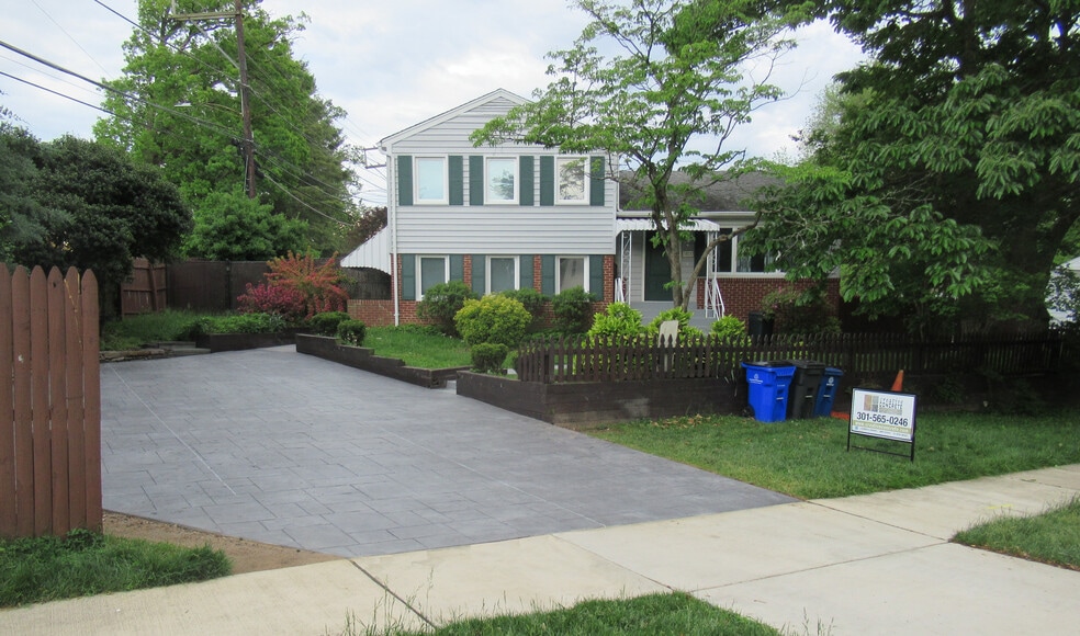 Primary Photo - 3800 Wexford Dr
