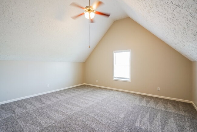 Building Photo - 6006 Boxer Pl