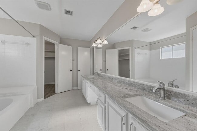 Building Photo - 4615 Sidereal Dr