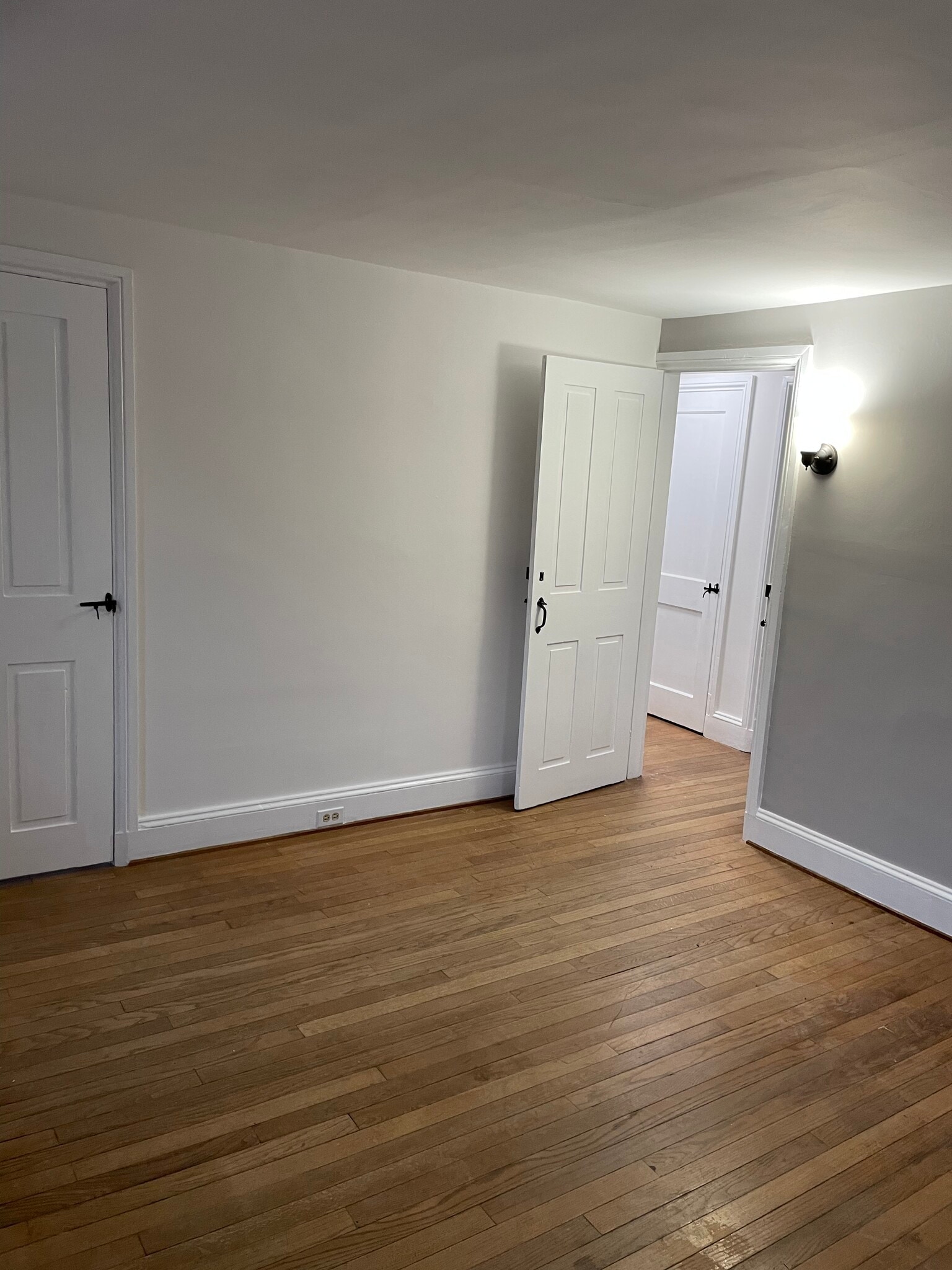 Master bedroom - 203 Green St