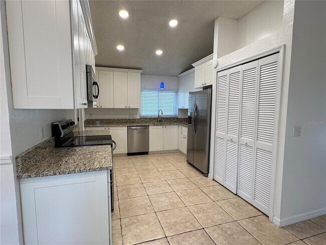 Building Photo - 4135 Quail Briar Dr