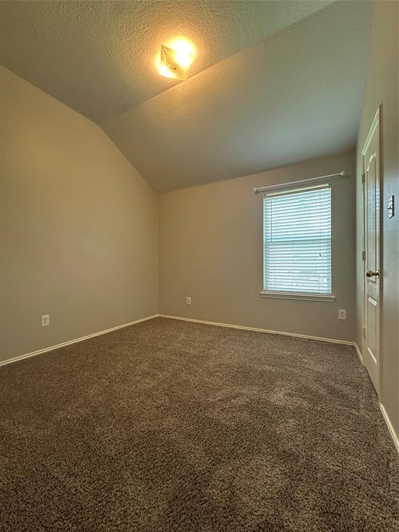 Building Photo - 2704 Quail Dove Ln