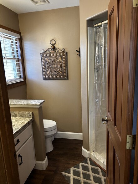 Building Photo - 2630 W Tall Oaks Ct